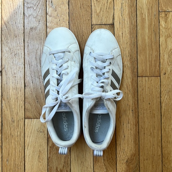 Adidas Advantage Shoes - White and Silver - Picture 3 of 9